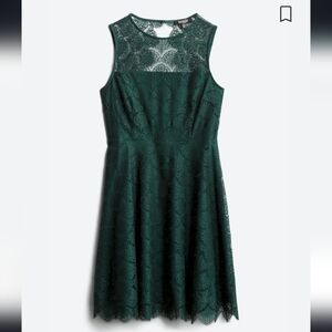 NWT Kensie Shara lace cocktail dress in emerald green